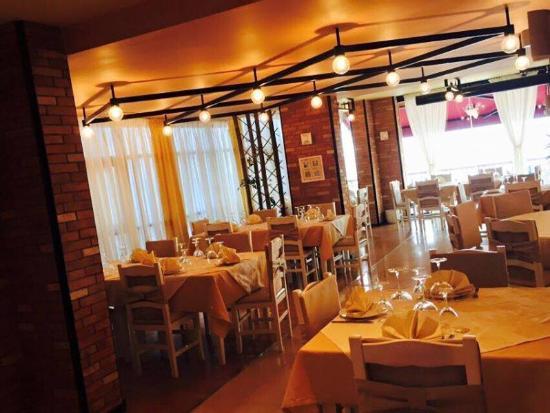 Divino Restorant & Wine Bar